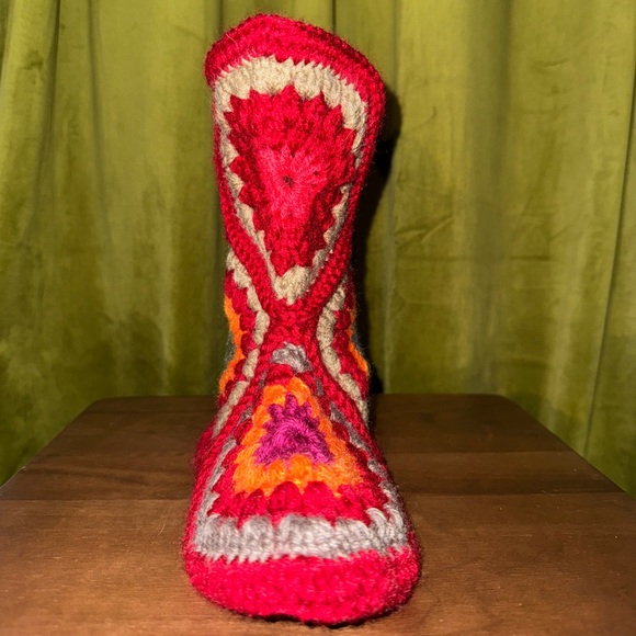 Colorful Crochet Booties - Picture 2 of 6